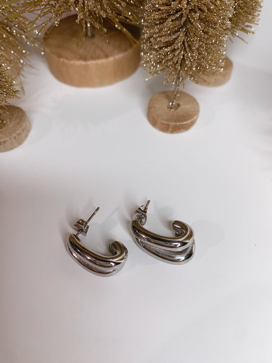 Pamela earring