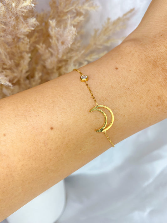Media luna bracelet