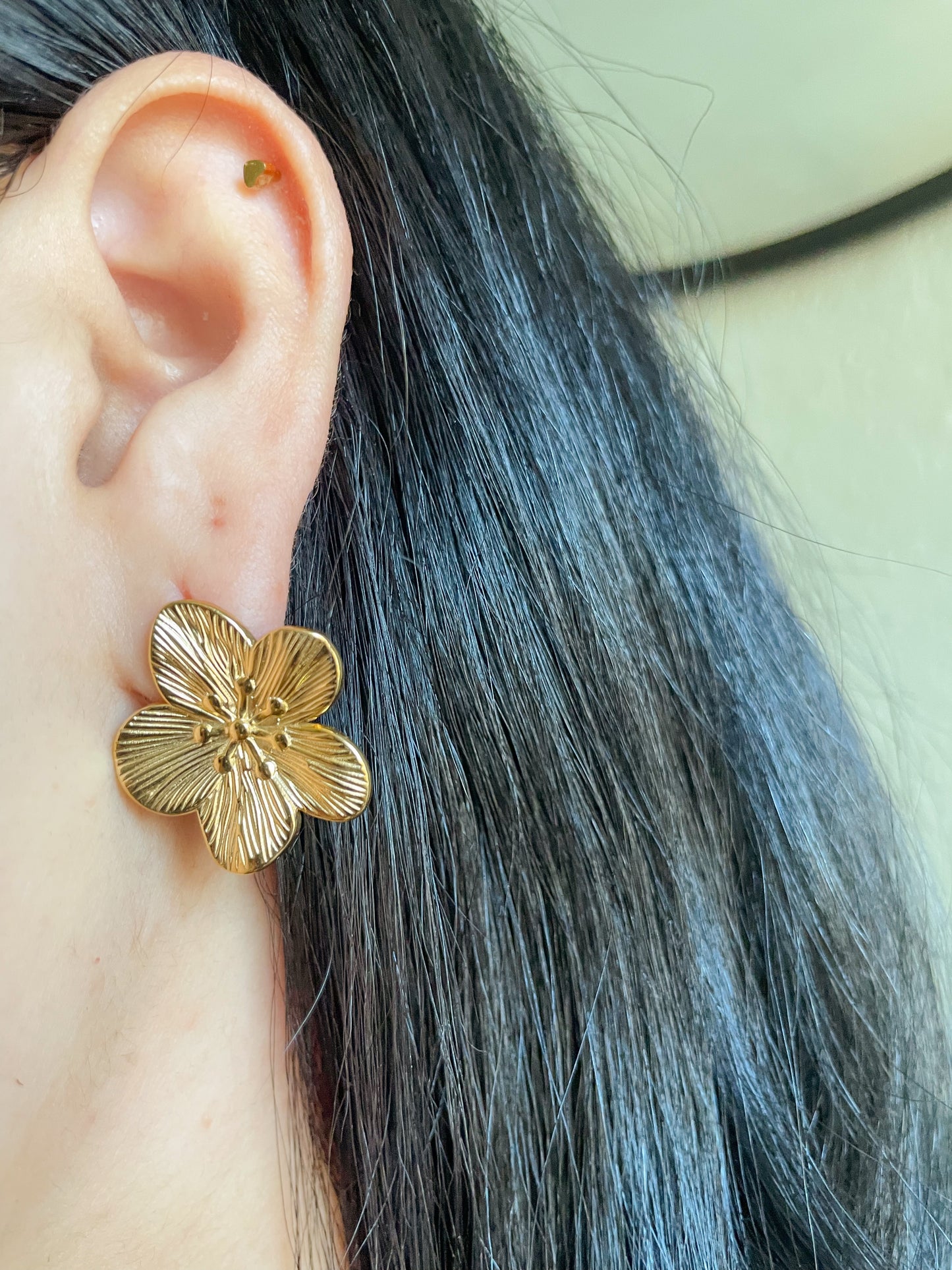 Flora earrings