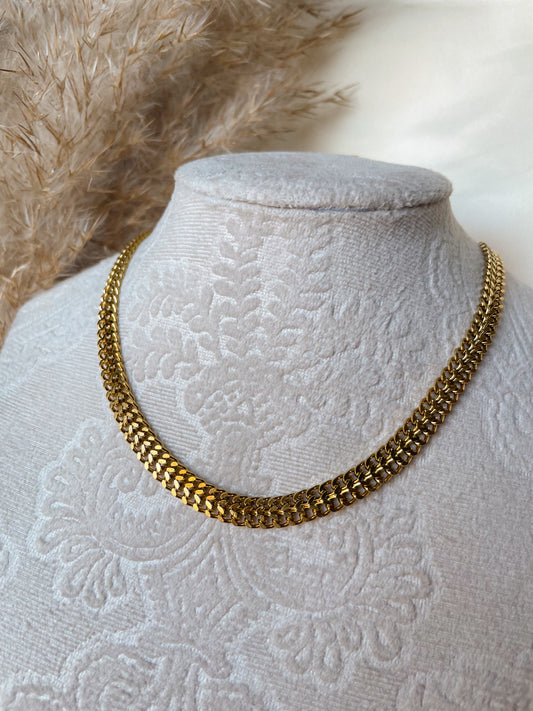 Daliah necklace