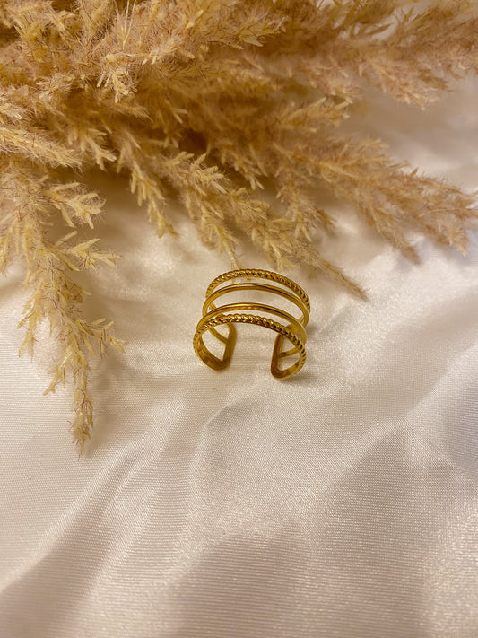 Fiorella ring