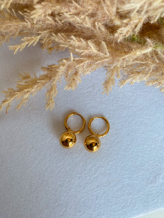 Charlotte earrings