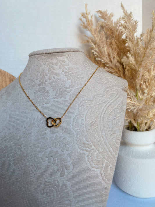 Corazon necklace